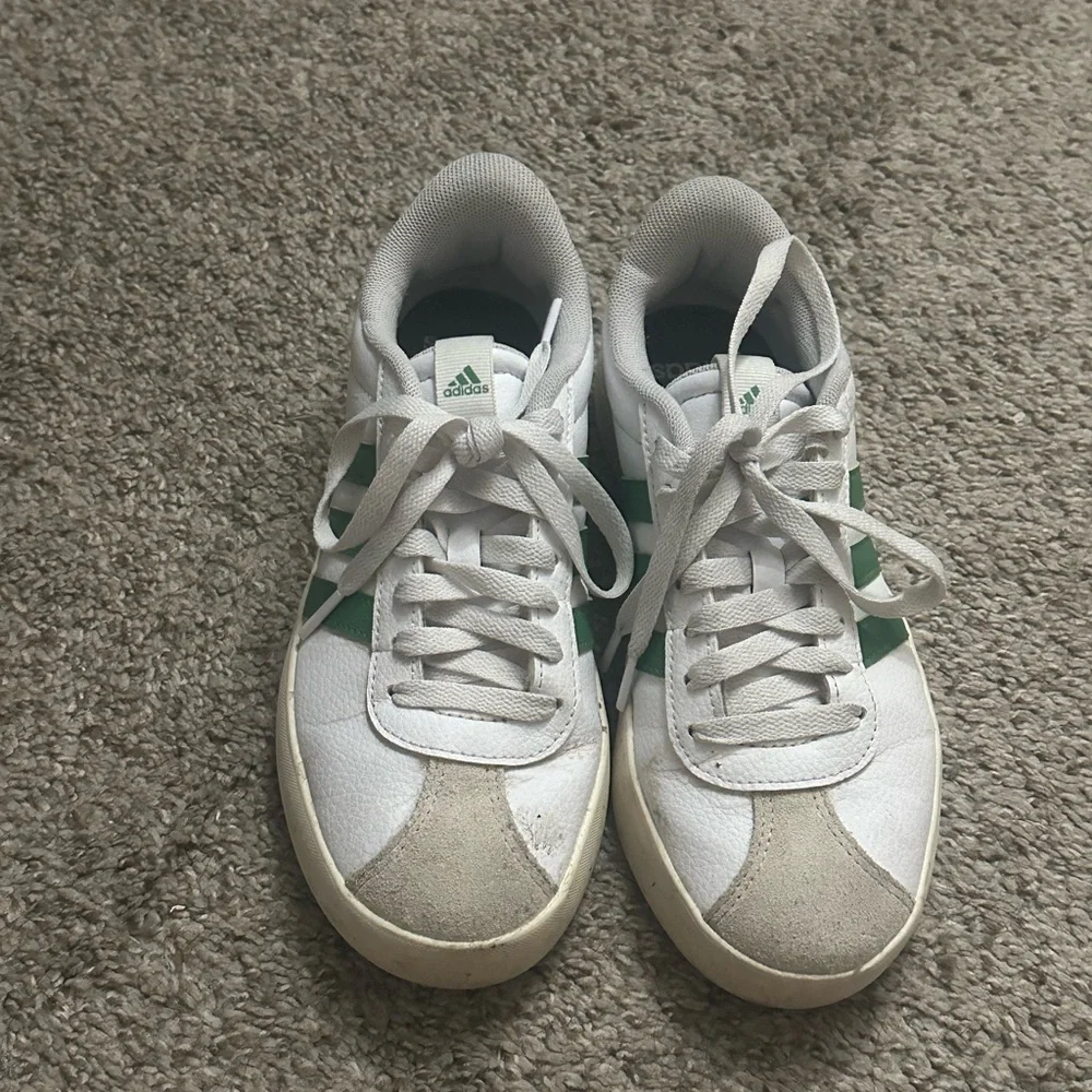 adidas Kids White and Green Low-Top Sneakers